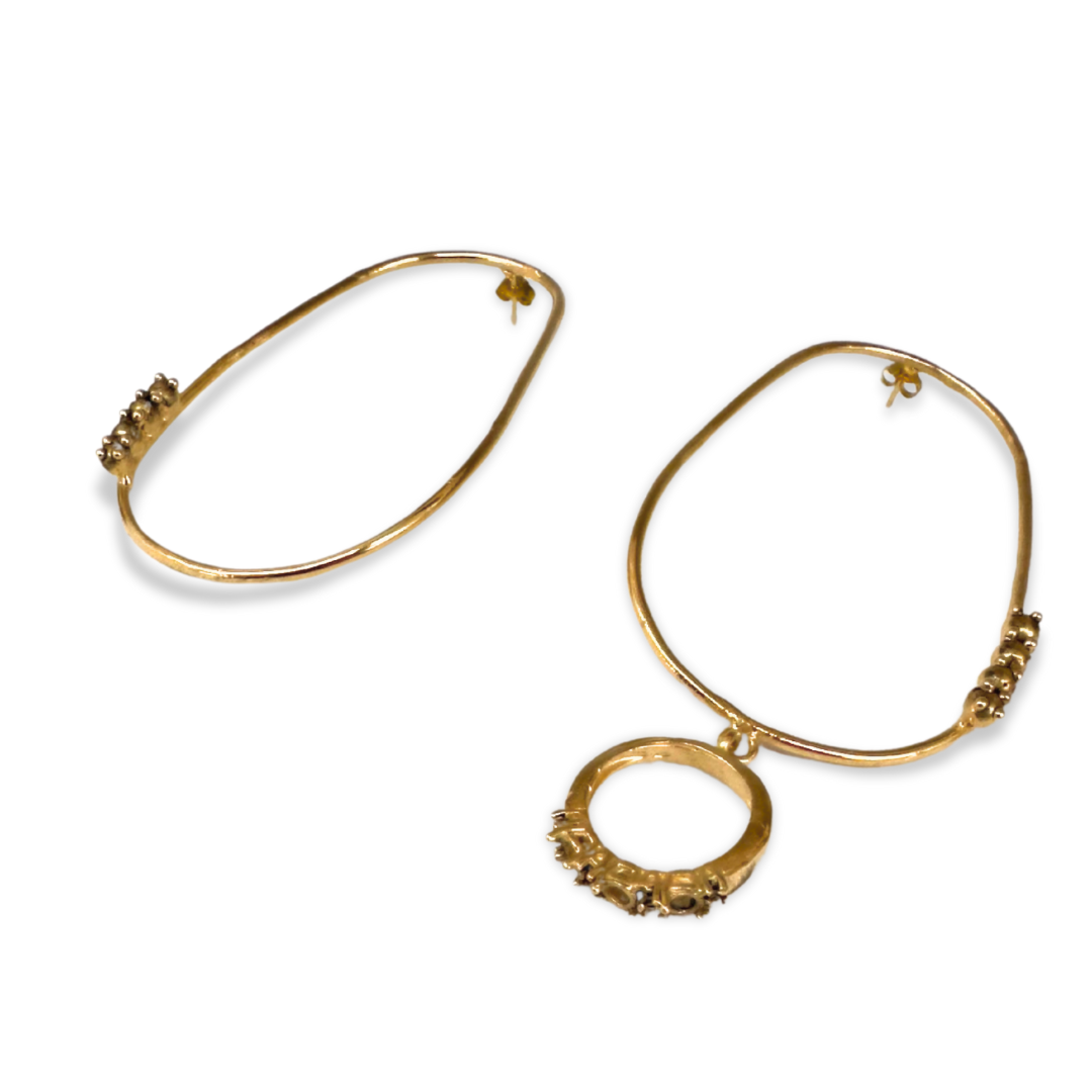 Chimera: asymmetric hoops ear-rings earrings