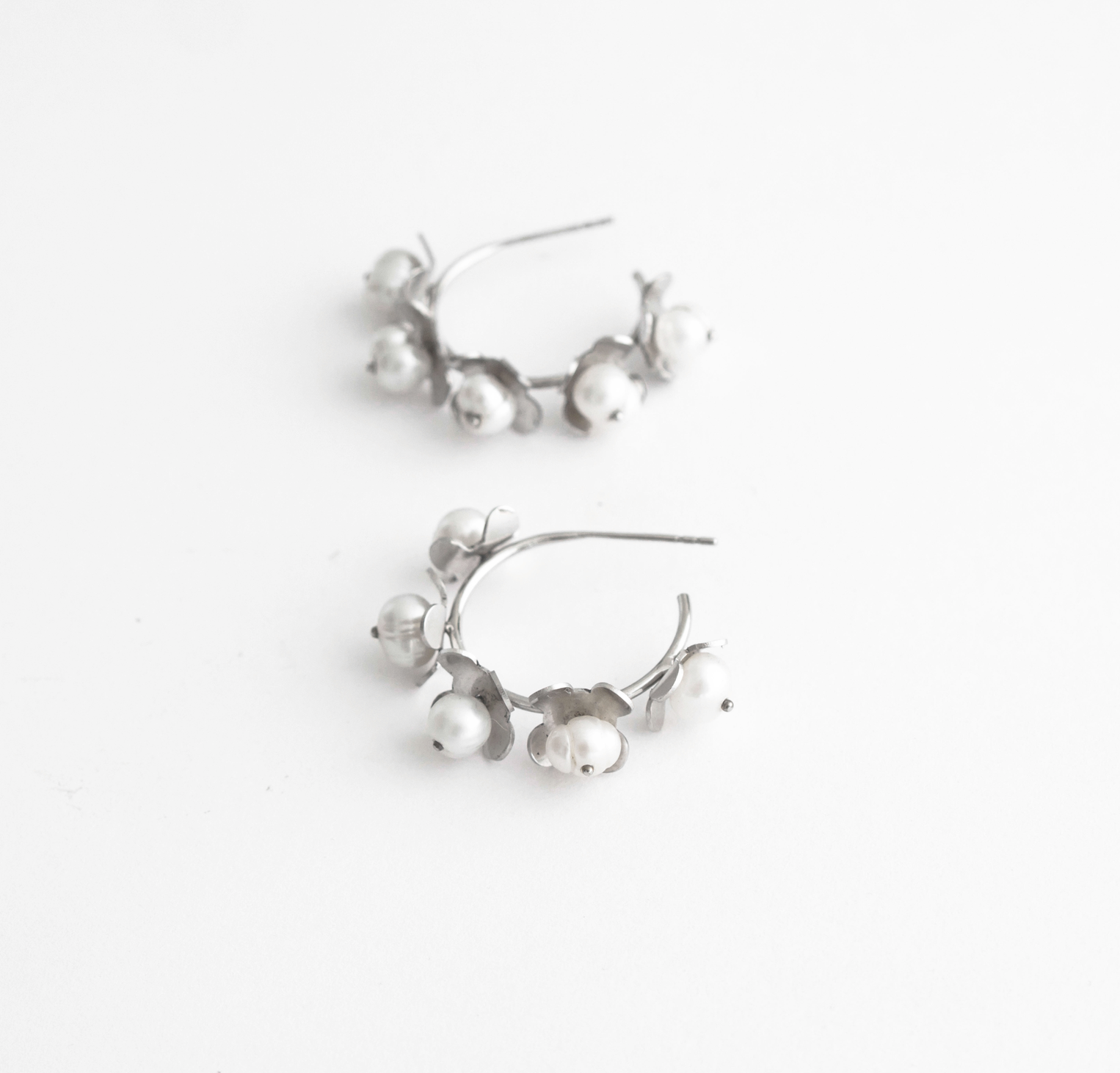 Earrings - Lucie Zemanova