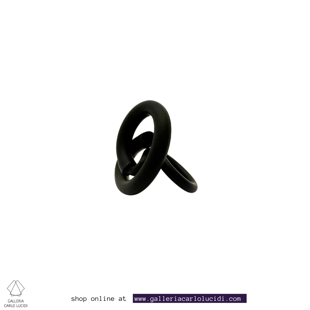 Knot ring