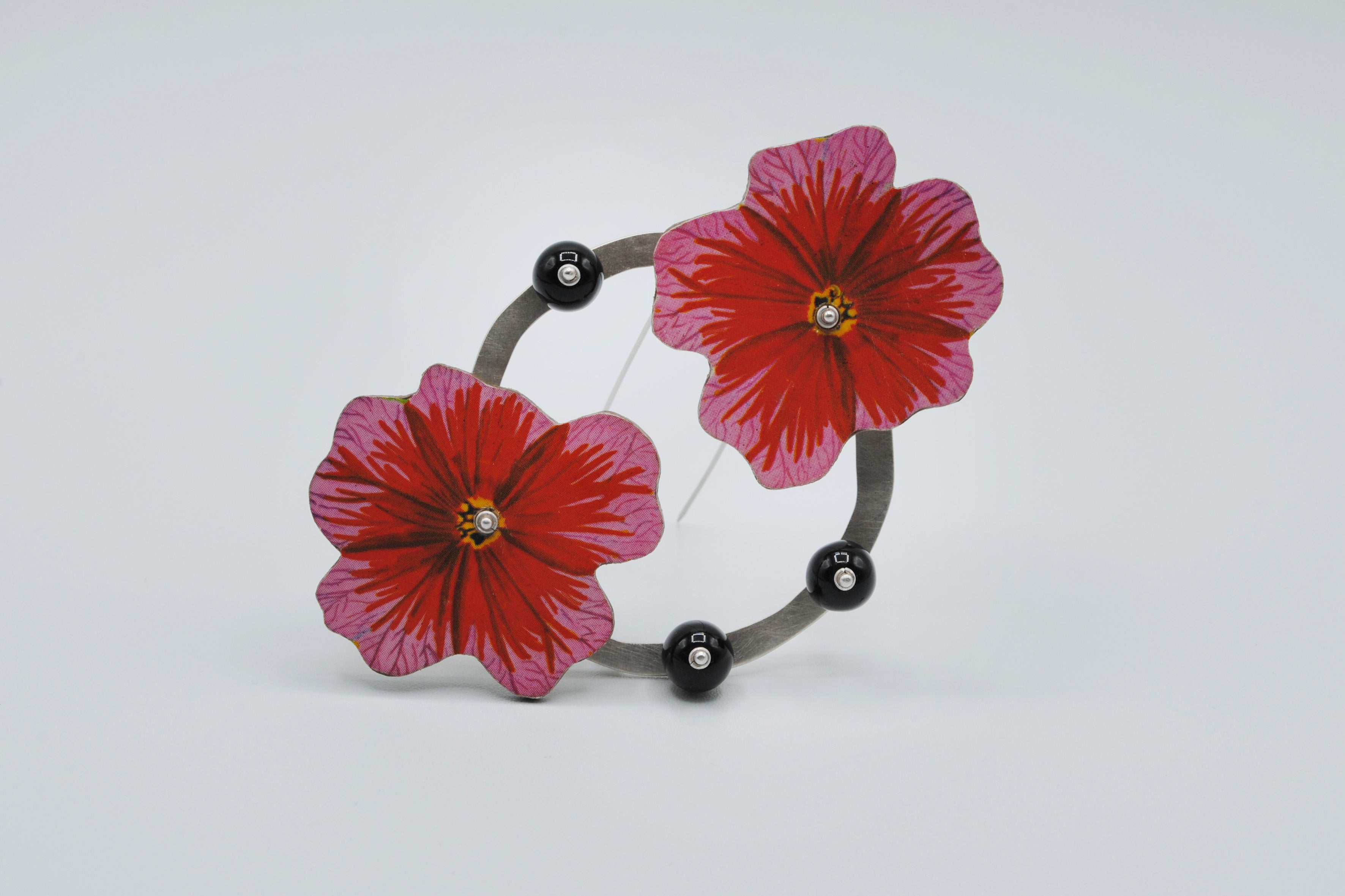 Brooch - Clara Moranta 