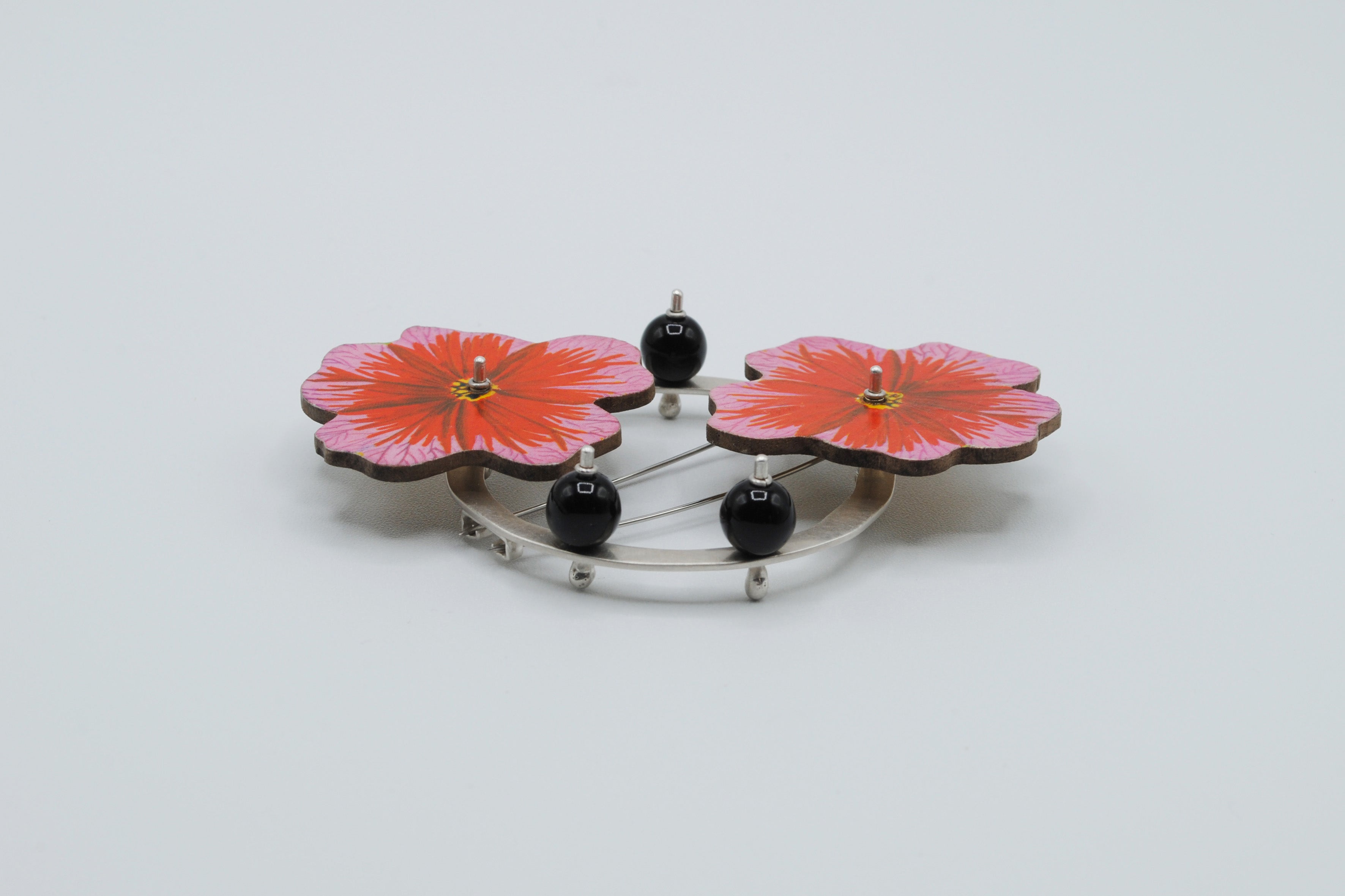 Brooch - Clara Moranta 