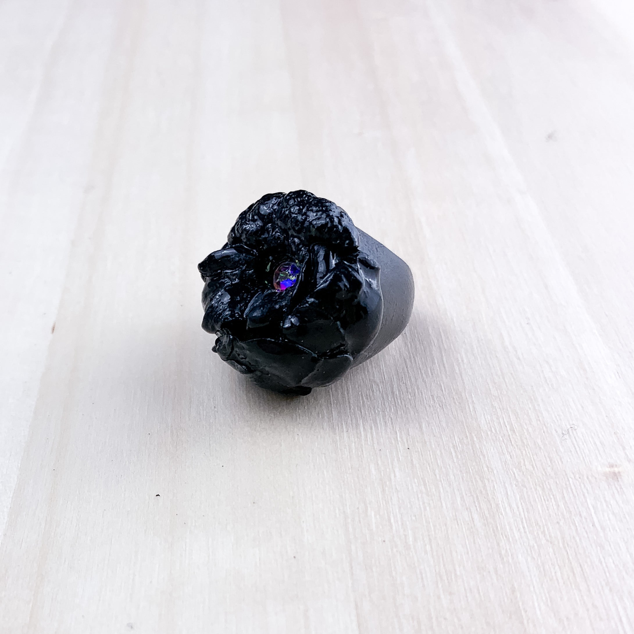 Petals and crystal scented ring